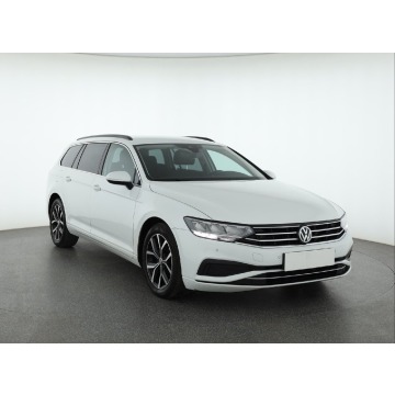 VW Passat 2.0 TDI (150KM), 2019