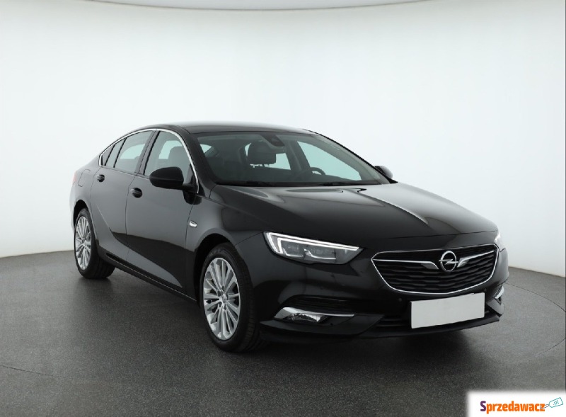 Opel Insignia  Hatchback 2020,  2.0 diesel - Na sprzedaż za 69 999 zł - Piaseczno