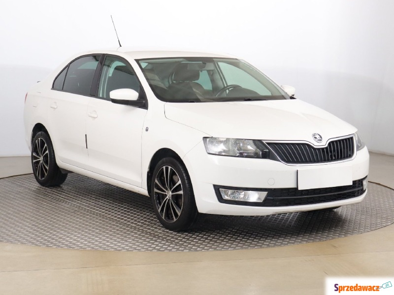 Skoda Rapid  Hatchback 2015,  1.2 benzyna - Na sprzedaż za 24 999 zł - Zabrze