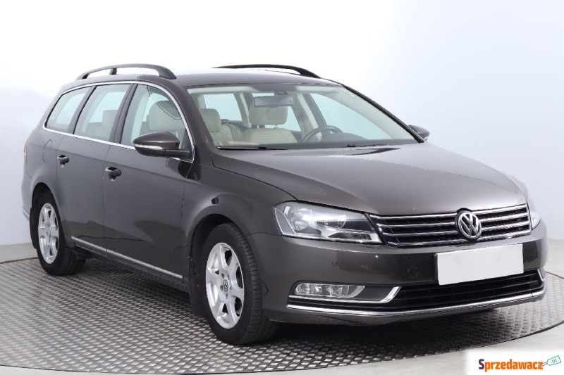 VW Passat 2.0 TDI (140KM), 2013 - Samochody osobowe - Bielany Wrocławskie