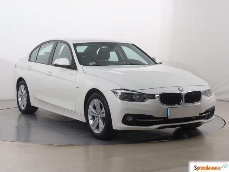 BMW Seria 3  Liftback 2016,  1.5 benzyna - Na sprzedaż za 66 999 zł - Katowice