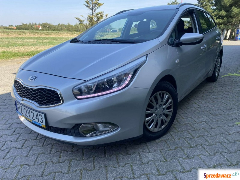 Kia Ceed 2014,  1.6 benzyna - Na sprzedaż za 29 999 zł - Głogów