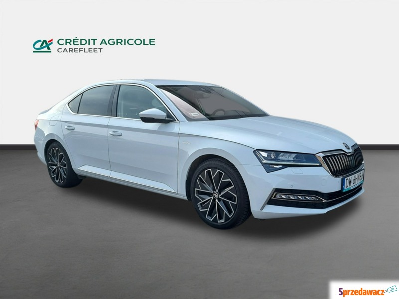 Skoda Superb  Hatchback 2020,  2.0 benzyna - Na sprzedaż za 116 200 zł - Janki