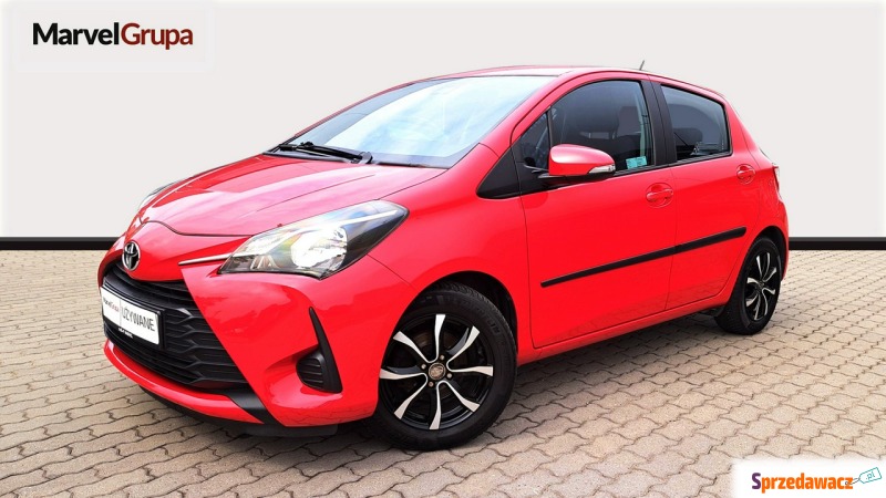 Toyota Yaris 2017,  1.0 benzyna - Na sprzedaż za 43 900 zł - Łódź