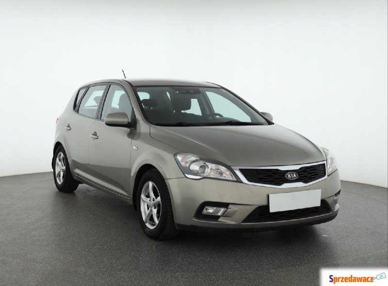 Kia Ceed  Hatchback 2010,  1.4 benzyna+LPG - Na sprzedaż za 19 499 zł - Piaseczno