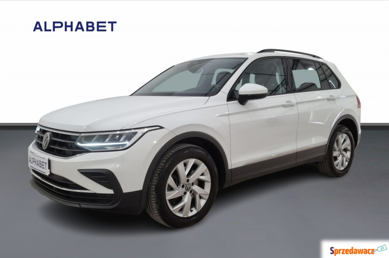 Volkswagen Tiguan  SUV 2021,  2.0 benzyna - Na sprzedaż za 124 900 zł - Warszawa