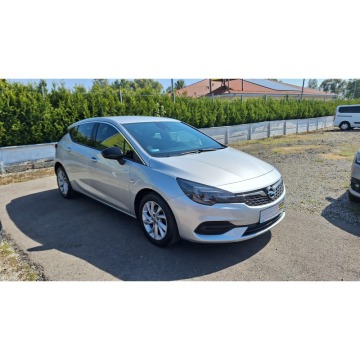 Opel Astra  Hatchback 2021,  1.2 benzyna - Na sprzedaż za 44 900 zł - Częstochowa - zdjęcie 2