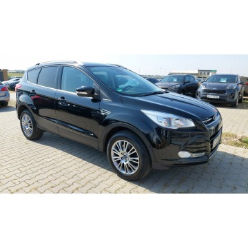 Ford Kuga - 2.0 163 PS Alusy 17 Klimatronic EL.Klapa Kamera Cofania PanoramaDach