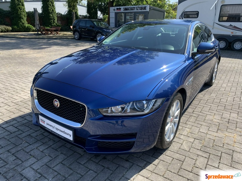 Jaguar XE 2.0 250 KM - Samochody osobowe - Kraków