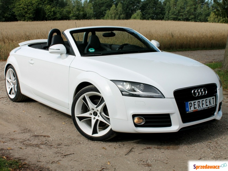 Audi TT  Kabriolet 2010,  2.0 benzyna - Na sprzedaż za 49 994 zł - Zielenin