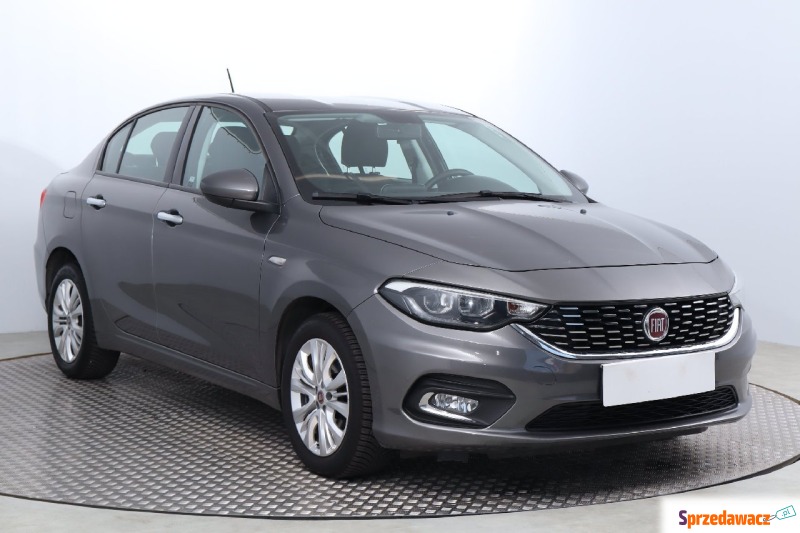 Fiat Tipo 1.4 16V (95KM), 2019 - Samochody osobowe - Bielany Wrocławskie