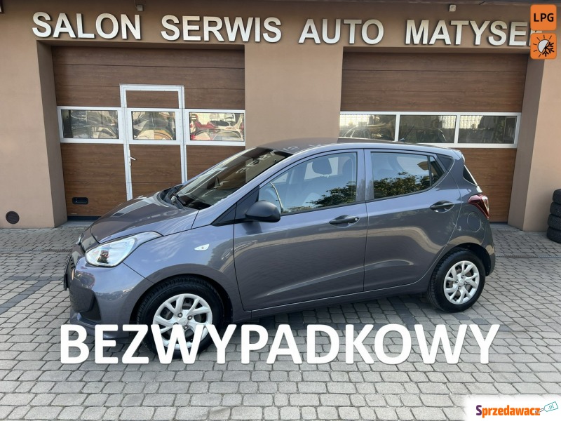 Hyundai i10  Hatchback 2016,  1.0 benzyna+LPG - Na sprzedaż za 33 900 zł - Orzech