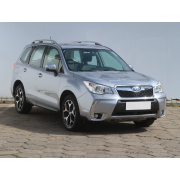 Subaru Forester 2.0 XT (240KM), 2014