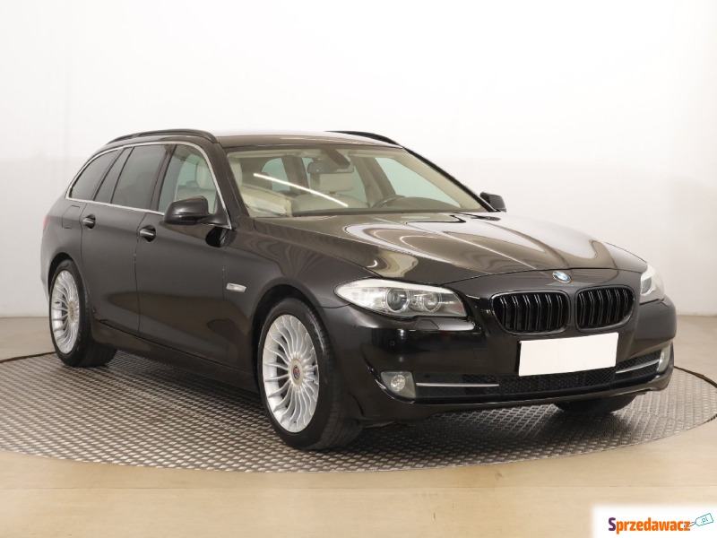 BMW 5 528i (258KM), 2011 - Samochody osobowe - Zabrze