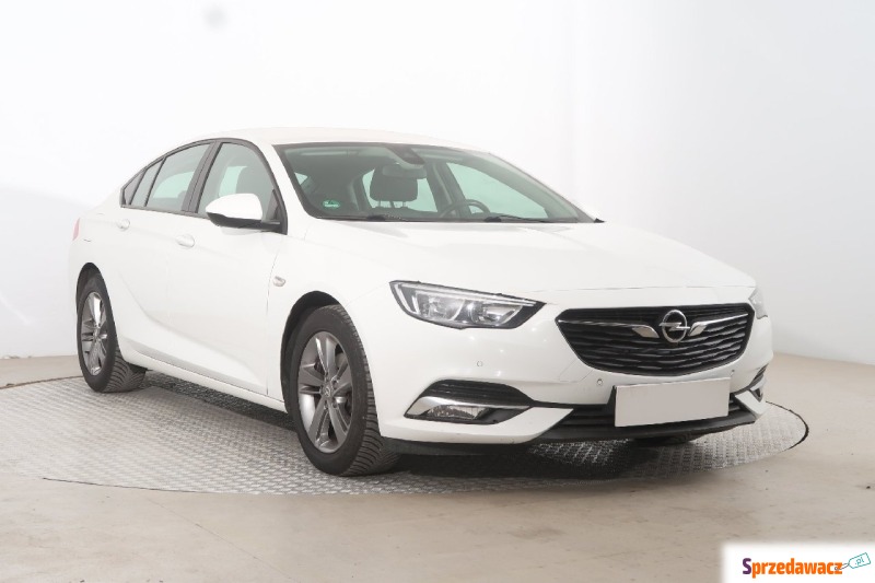 Opel Insignia 1.6 CDTI (136KM), 2018 - Samochody osobowe - Bielsko-Biała