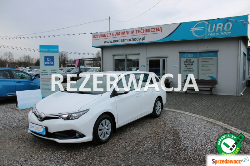 Toyota Auris 2018,  1.4 benzyna - Na sprzedaż za 48 900 zł - Warszawa