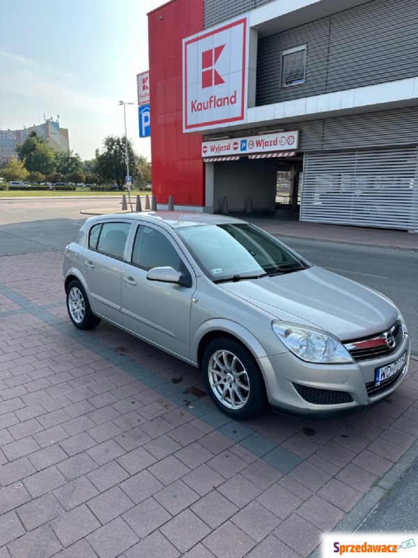 Opel Astra  Kombi 2007,  1.3 diesel - Na sprzedaż za 14 200 zł - Wrocław