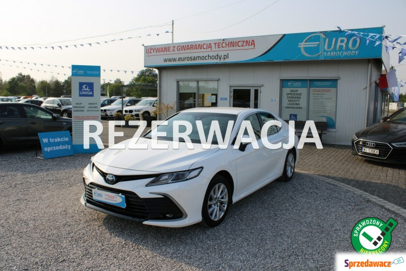 Toyota Camry  Sedan/Limuzyna 2021,  2.5 hybryda - Na sprzedaż za 112 899 zł - Warszawa