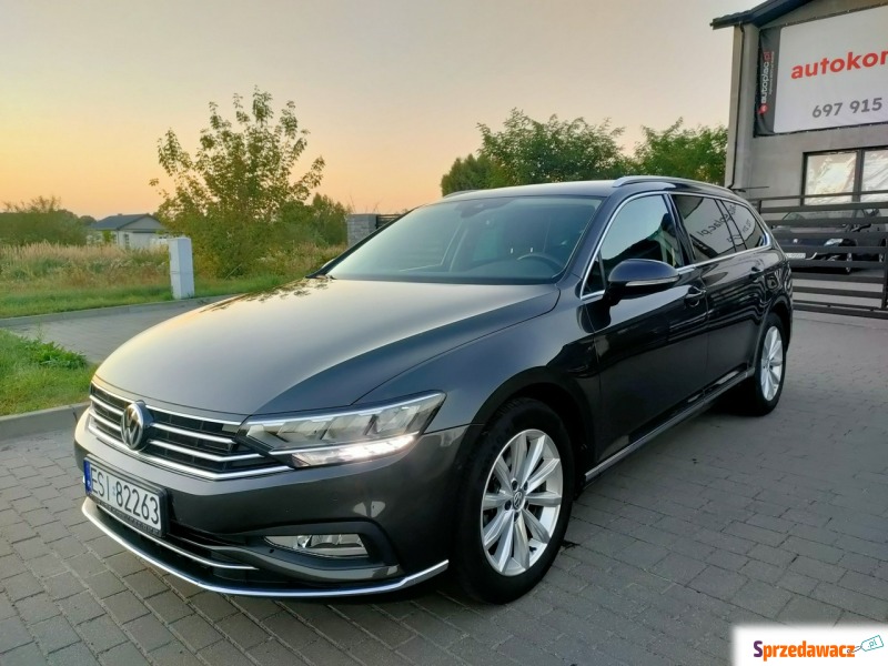 Volkswagen Passat 2020,  2.0 diesel - Na sprzedaż za 122 400 zł - Burzenin