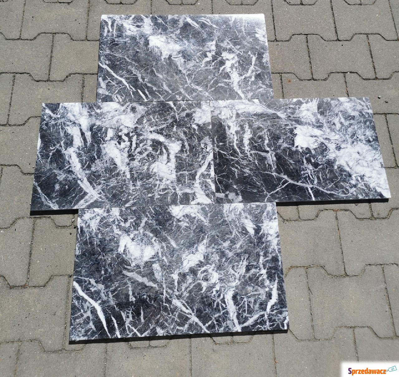 Marmur Grigio Carnico pasy 2 cm...