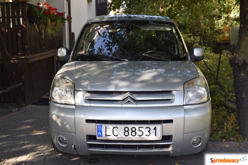 Citroen Berlingo 2.0 HDI 295 tys. km 2005r - Samochody osobowe - Chełm