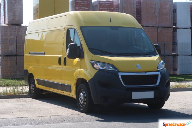 Peugeot Boxer 2.0 BlueHDi (130KM), 2017 - Samochody osobowe - Szczecin