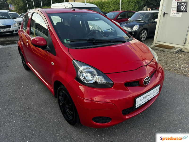 Toyota Aygo  Hatchback 2009,  1.0 benzyna - Na sprzedaż za 12 900 zł - Gdów