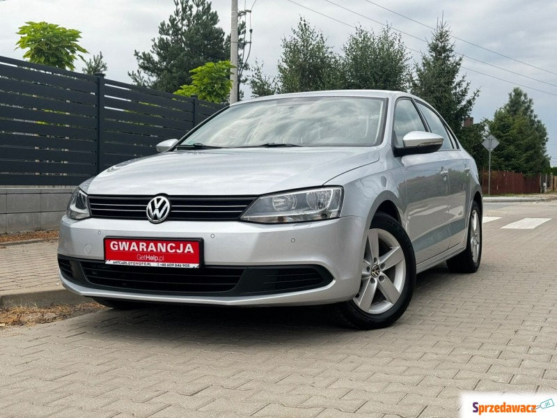 Volkswagen Jetta  Sedan/Limuzyna 2011,  1.2 benzyna - Na sprzedaż za 24 900 zł - Kutno