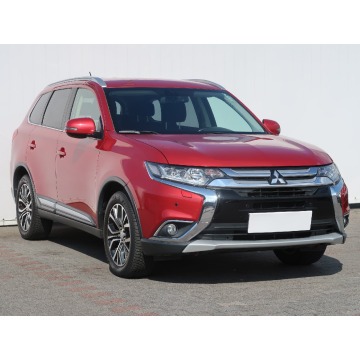 Mitsubishi Outlander 2.0 (150KM), 2015