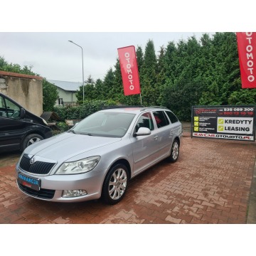 Skoda Octavia 2009,  1.6 benzyna - Na sprzedaż za 22 900 zł - Świebodzin - zdjęcie 2