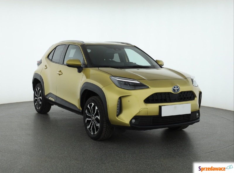 Toyota Yaris  SUV 2022,  1.5 benzyna - Na sprzedaż za 93 999 zł - Częstochowa