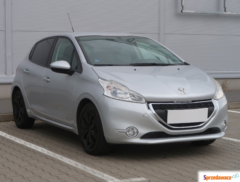 Peugeot 208  Hatchback 2014,  1.2 benzyna+LPG - Na sprzedaż za 25 999 zł - Nysa