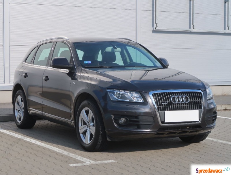 Audi Q5  SUV 2009,  2.0 benzyna - Na sprzedaż za 47 999 zł - Łomża