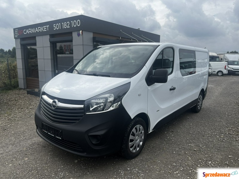 Opel Vivaro 2016,  1.6 diesel - Na sprzedaż za 60 147 zł - Dębica