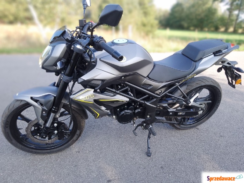 Motocykl Benelli BN 125 Jak Nowy ! 2023r. Kat.B/A1 - Motorowery - Konin