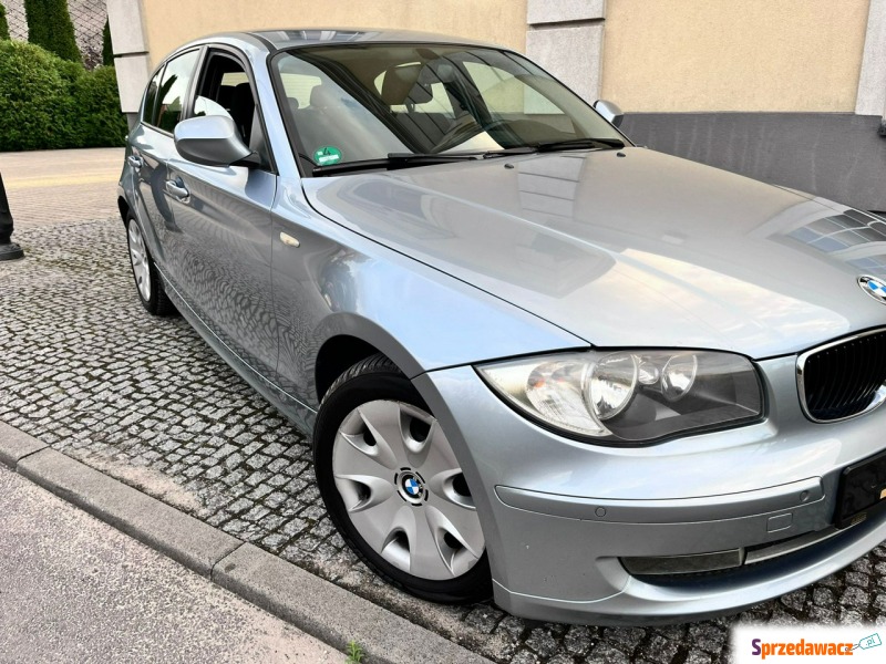 BMW Seria 1  Hatchback 2010,  2.0 diesel - Na sprzedaż za 15 900 zł - Chlewice