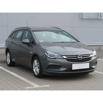 Opel Astra 1.6 CDTI (110KM), 2016