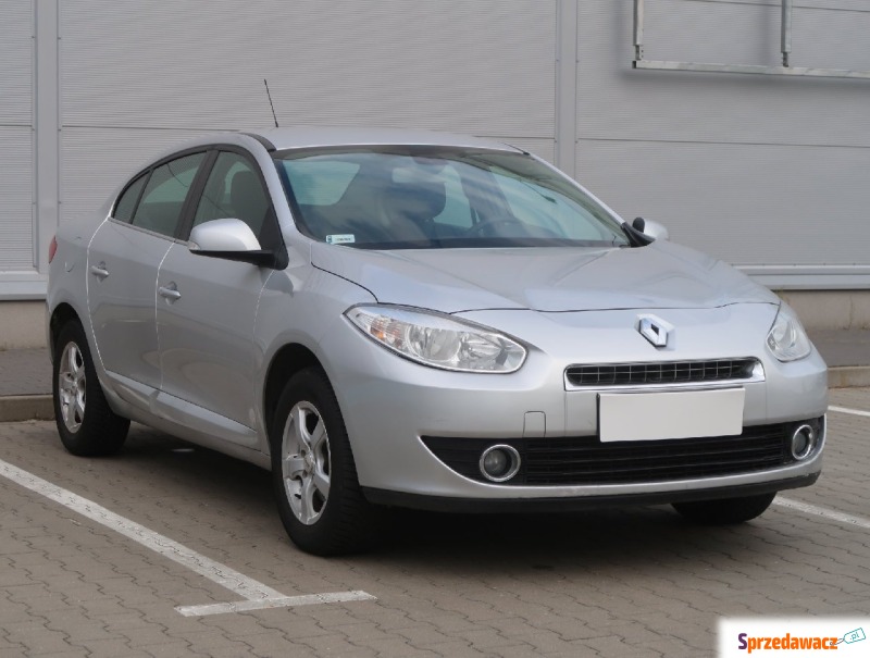 Renault Fluence  Liftback 2010,  1.6 benzyna - Na sprzedaż za 15 999 zł - Poznań