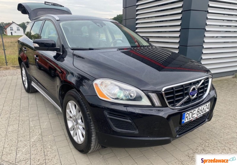 Volvo   SUV 2011,  2.0 diesel - Na sprzedaż za 49 999 zł - Strzegocice