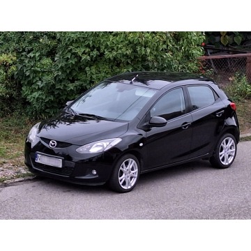 Mazda 2 - * BARDZO ŁADNA* alu * KLiMA * benzyna 1.3* 5 DRZWi