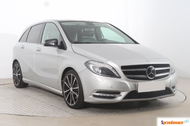 Mercedes B B 180 CDI (109KM), 2013 - Samochody osobowe - Radom