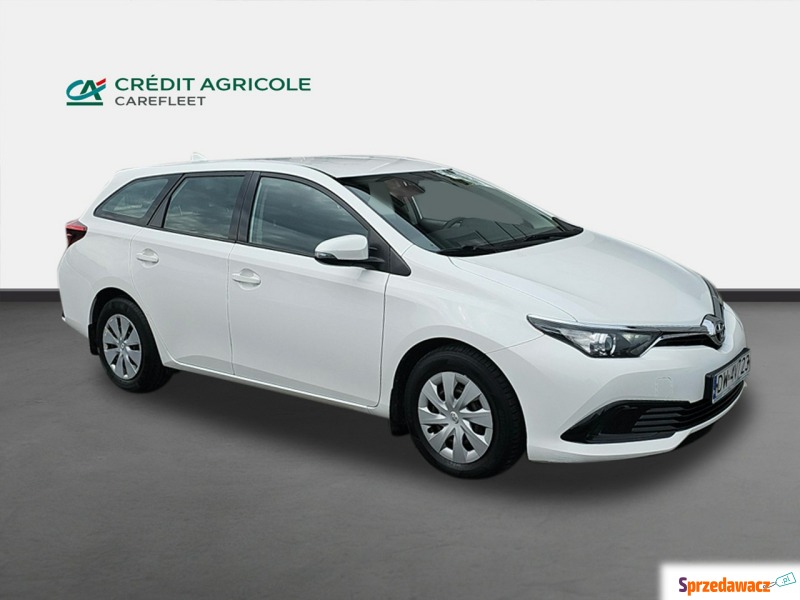 Toyota Auris 2018,  1.4 diesel - Na sprzedaż za 36 200 zł - Janki