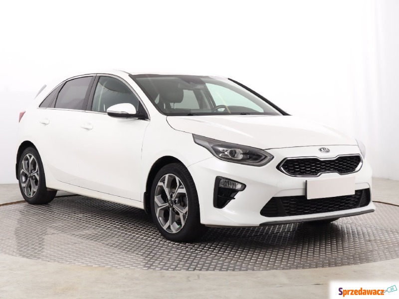 Kia Ceed  Hatchback 2018,  1.4 benzyna - Na sprzedaż za 71 999 zł - Katowice