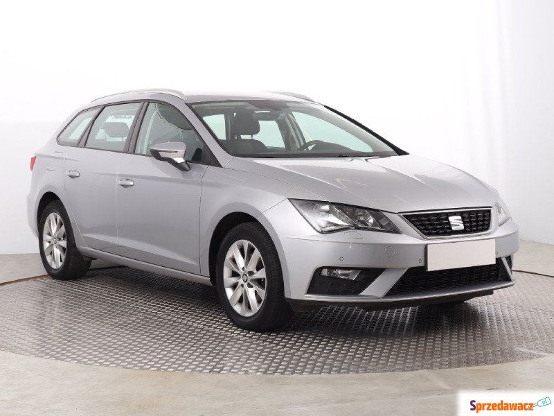 Seat Leon  Kombi 2018,  1.2 benzyna - Na sprzedaż za 51 999 zł - Katowice