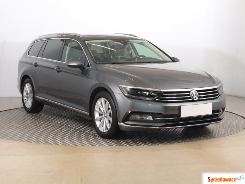 VW Passat 2.0 TDI (150KM), 2017 - Samochody osobowe - Zabrze