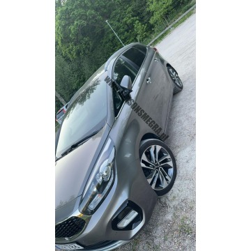 Kia Carens 2018,  1.7 diesel - Na sprzedaż za 59 300 zł - Skoczów - zdjęcie 2