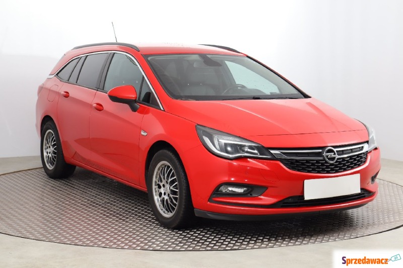 Opel Astra 1.4 16V (101KM), 2016 - Samochody osobowe - Bielany Wrocławskie