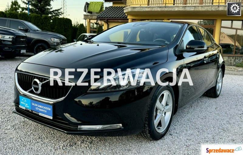 Volvo V40  Hatchback 2018,  2.0 diesel - Na sprzedaż za 54 900 zł - Kamienna Góra