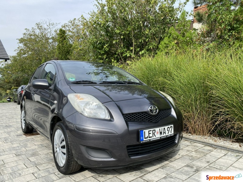 Toyota Yaris  Hatchback 2009,  1.4 benzyna - Na sprzedaż za 19 900 zł - Poznań