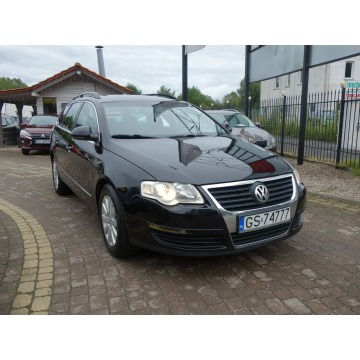 Volkswagen Passat B6 2007 1.9 TDI 105 km navi tempomat